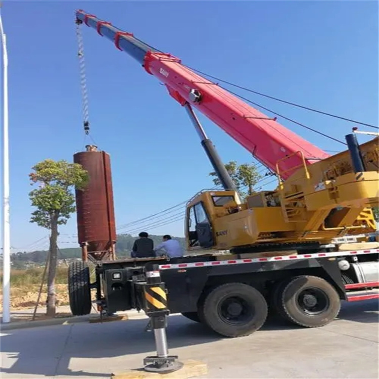 青岛崂山专业吊车租赁多少钱