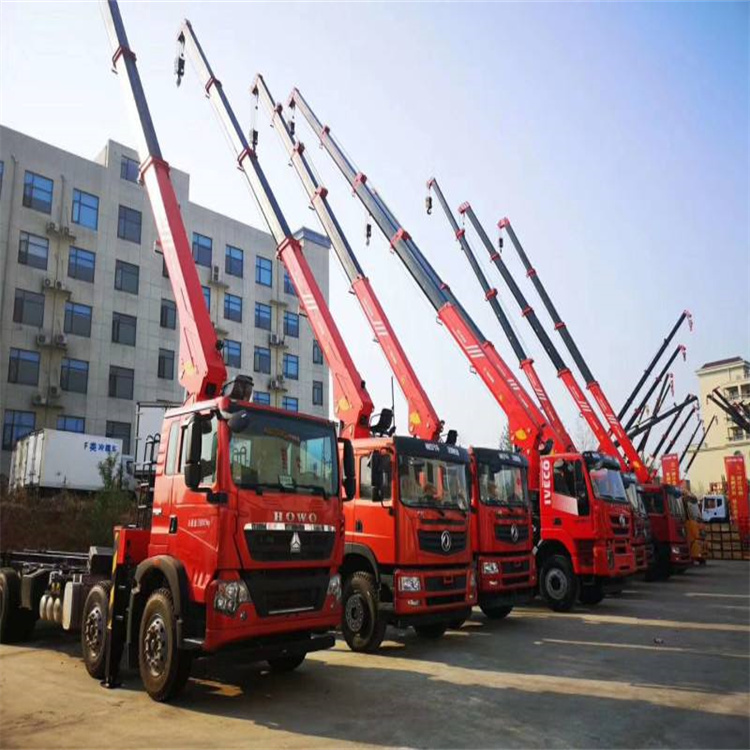 青岛崂山租专业吊车电话