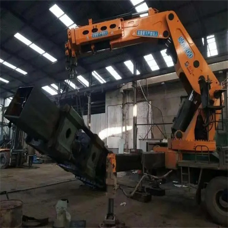 青岛崂山200吨折臂吊出租